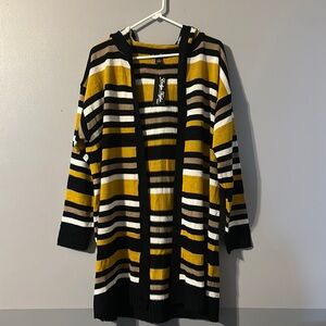 Evelyn Taylor 3X Black,White & Gold Long Sleeve Sweater Jacket